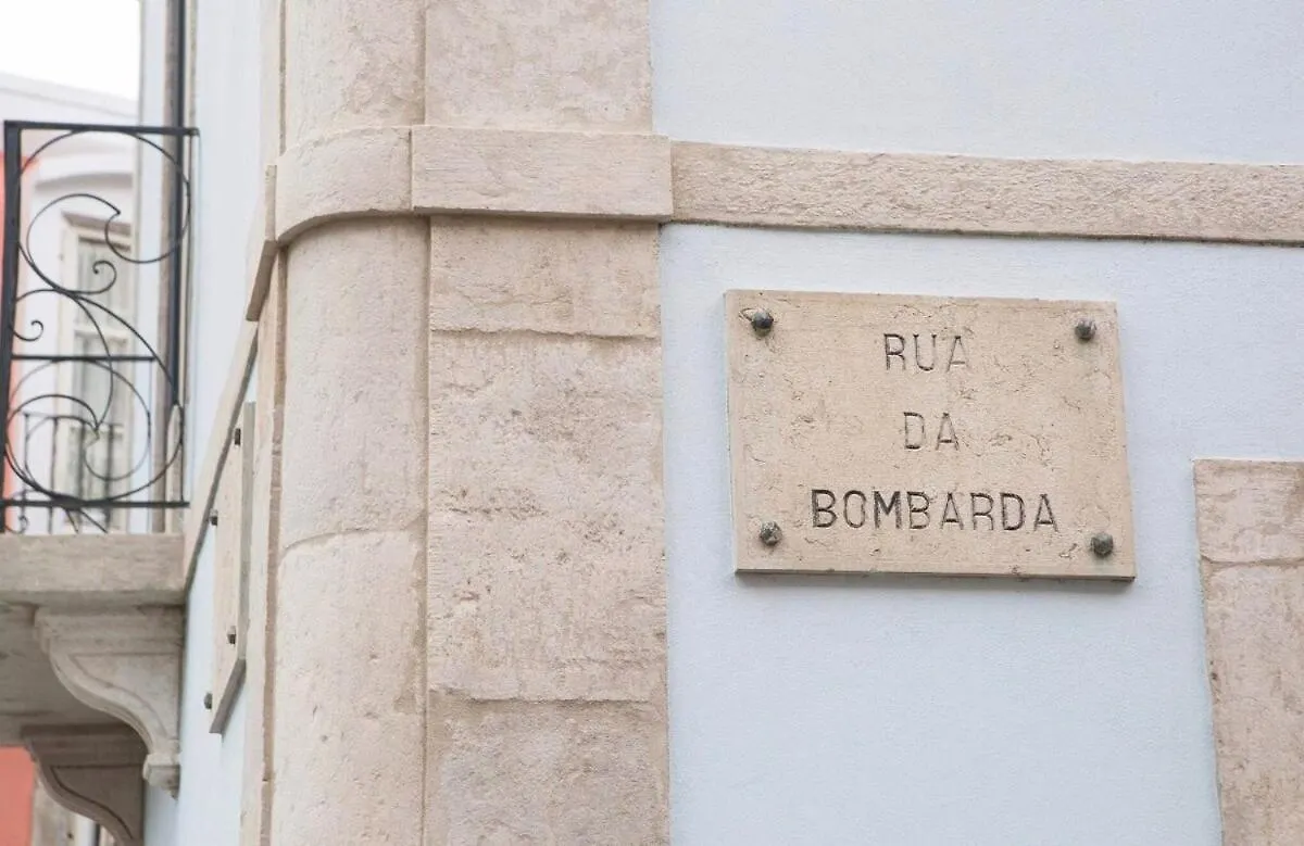 Bright 2 Bedroom Apartment With Parking In Lizbona Portugalia